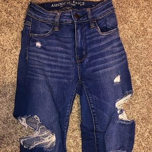 American Eagle jeans. Size 00. destressed. only worn once.